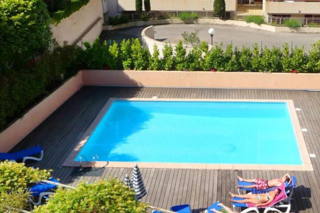 2 Pieces Avec Piscine, 150 M De La Plage. Apartment *