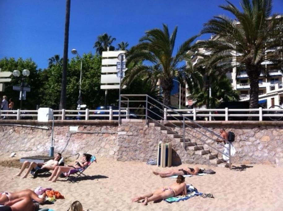 Apartment 2 Pieces Avec Piscine, 150 M De La Plage. Cannes